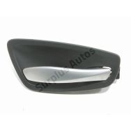 Poignee interieure porte avant droite