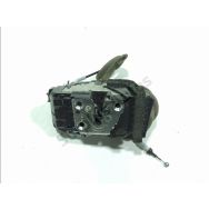 Serrure de porte avant droite