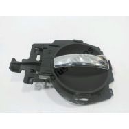 Poignee interieure porte avant gauche