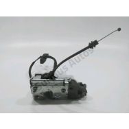 Serrure de porte avant gauche