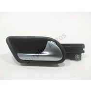 Poignee interieure porte avant droite