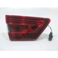 Feu arrière intérieur gauche