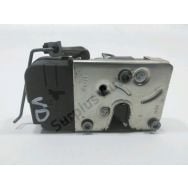 Serrure de porte avant droite