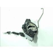 Serrure de porte avant droite