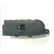 Commande lève-vitre avant droit