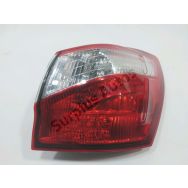 Feu arrière droit