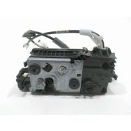 Serrure de porte avant droite