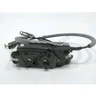 Serrure de porte avant droite