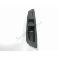 Commande leve-vitre avant droit