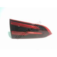 Feu arrière intérieur gauche