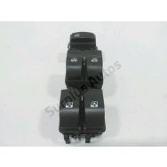 Commande leve-vitre avant gauche