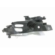 Support gauche de pare-choc arrière