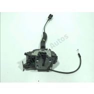 Serrure de porte avant droite