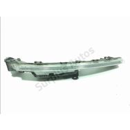 Feu diurne avant droit