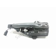 Poignee exterieure avant gauche