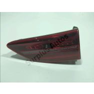 Feu arrière intérieur droit