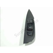 Commande leve-vitre avant gauche