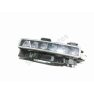 Feu diurne avant droit