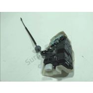 Serrure de porte avant droite