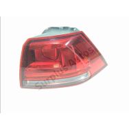 Feu arriere droit
