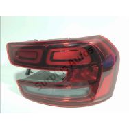 Feu arriere droit
