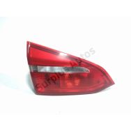 Feu arrière intérieur gauche