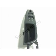 Commande lève-vitre avant gauche