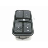 Commande leve-vitre avant gauche