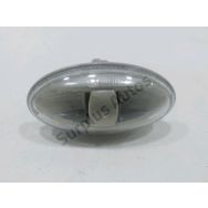 Repetiteur d'aile gauche