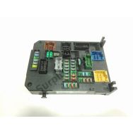 Boite à fusibles habitacle