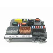 Boite à fusibles moteur