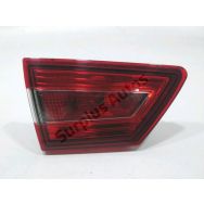 Feu arrière intérieur gauche