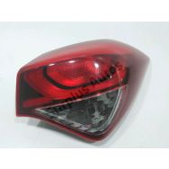 Feu arrière droit
