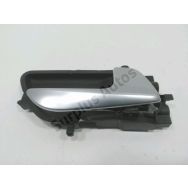 Poignee interieure porte avant droite