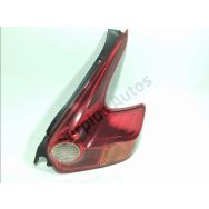 Feu arriere droit