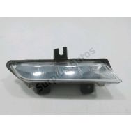 Feu diurne avant gauche