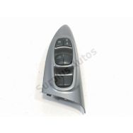 Commande leve-vitre avant gauche