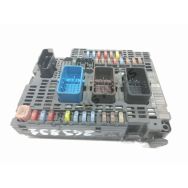 Boite à fusibles moteur