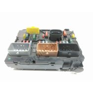 Boite à fusibles moteur