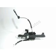 Serrure de porte avant droite