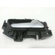 Poignee interieure porte arriere droite