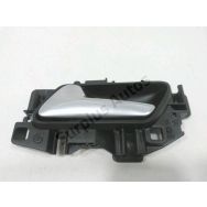 Poignee interieure porte arriere gauche