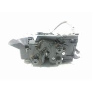 Serrure de porte avant droite