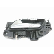 Poignee interieure porte avant gauche