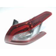 Feu arriere droit