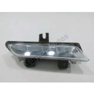 Feu diurne avant droit