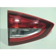 Feu arrière intérieur gauche