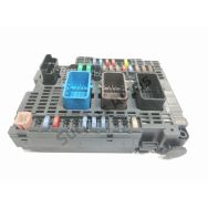 Boite à fusibles moteur