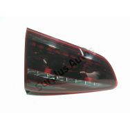 Feu arrière intérieur gauche