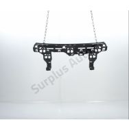 Support central de pare-choc arrière